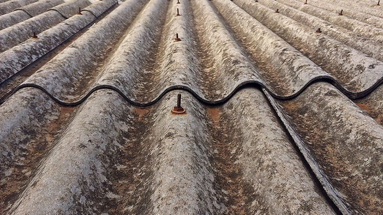 desmontar tejados de uralita con amianto