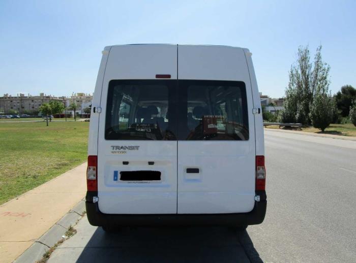 2013 ford transit minibus