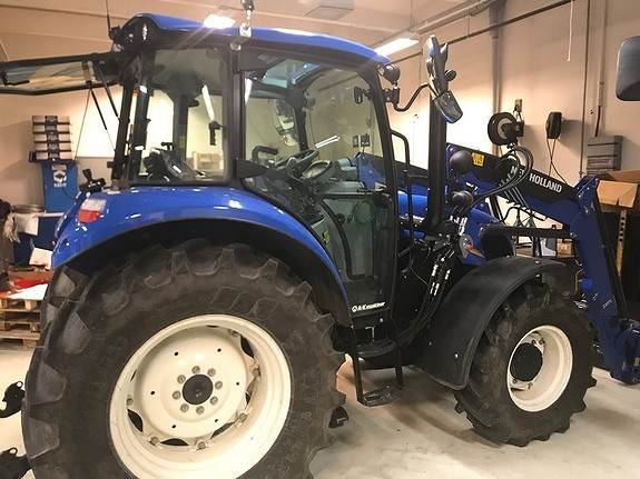 New Holland T4 75