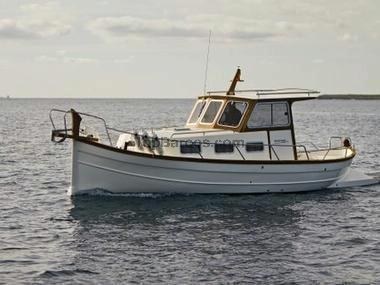 Menorquin Yachts 44 toldilla