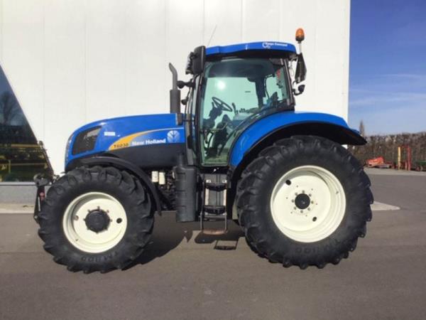 New Holland T6030