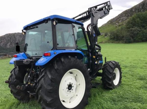 New Holland T 5040 ( 4.000 ) T 5040