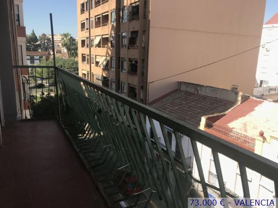 Piso en venta de 4 habitaciones en  Valencia Capital