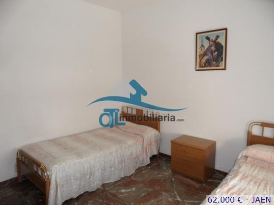 Se vende piso de 1 habitaciones en Linares Jaén