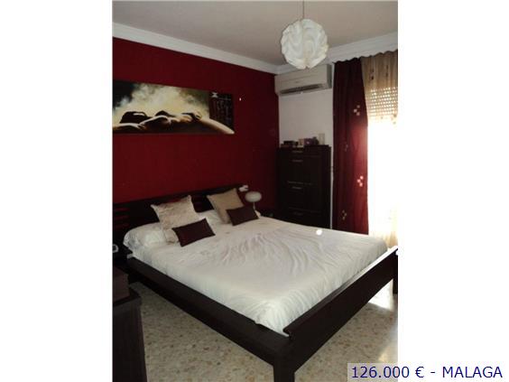 Se vende piso de 2 habitaciones en Vélez Málaga