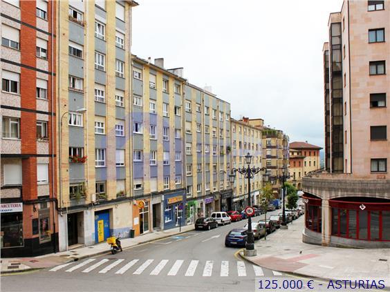 Piso en venta de 3 habitaciones en Oviedo  Asturias