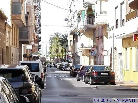 Se vende piso de 2 habitaciones en Santa Pola Alicante