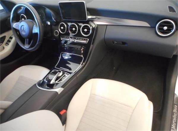 Mercedes benz clase c 5 puertas Automático Diesel del año 2014