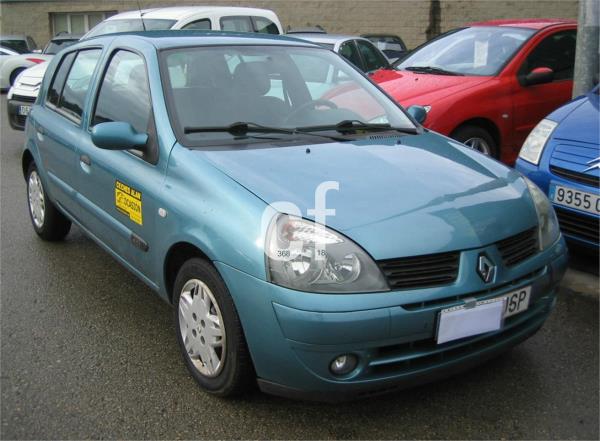 Renault clio 5 puertas Diesel del año 2005