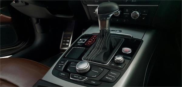 Audi a7 5 puertas Automático Diesel del año 2013
